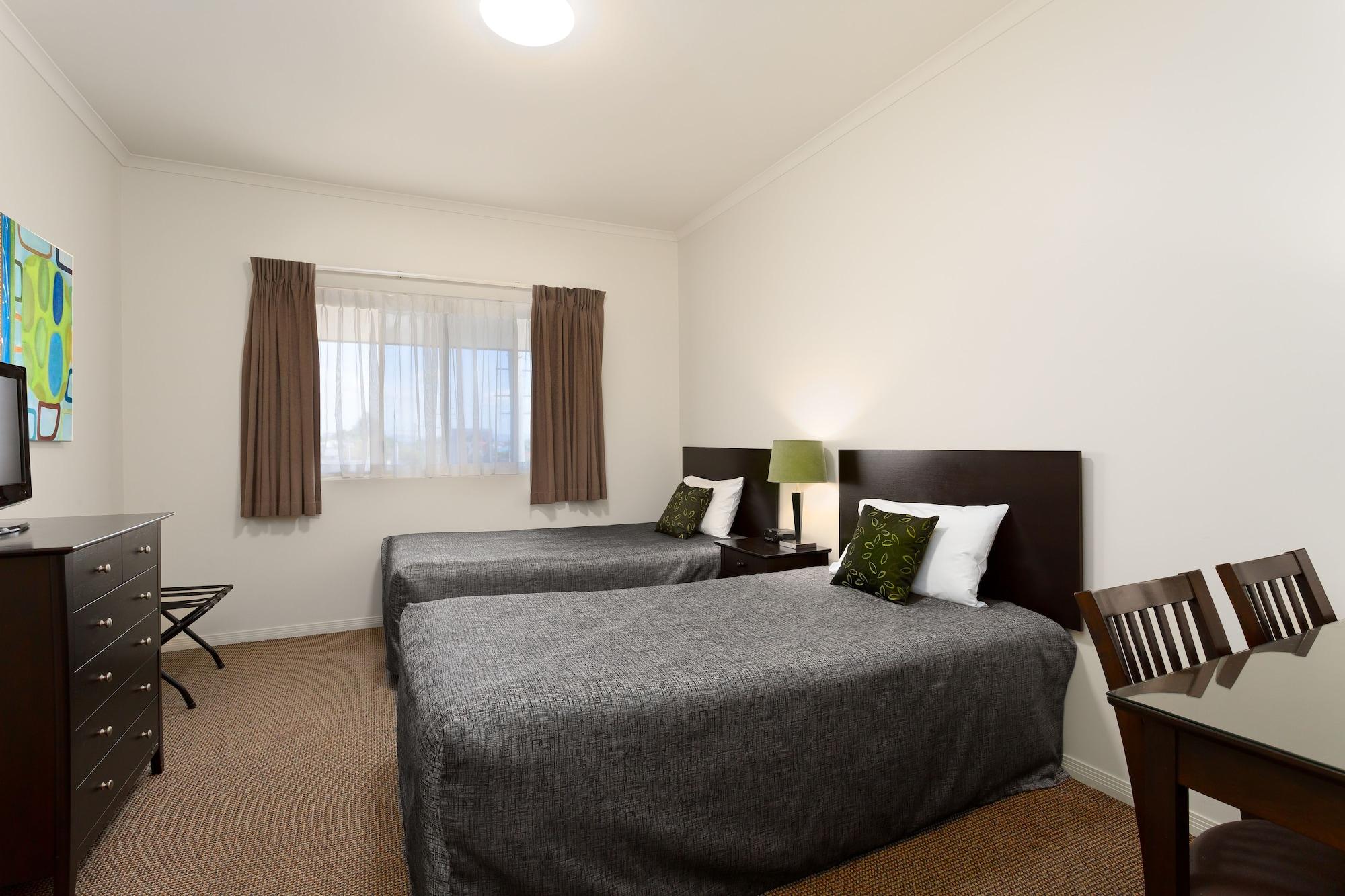 Redcliffe Motor Inn Buitenkant foto