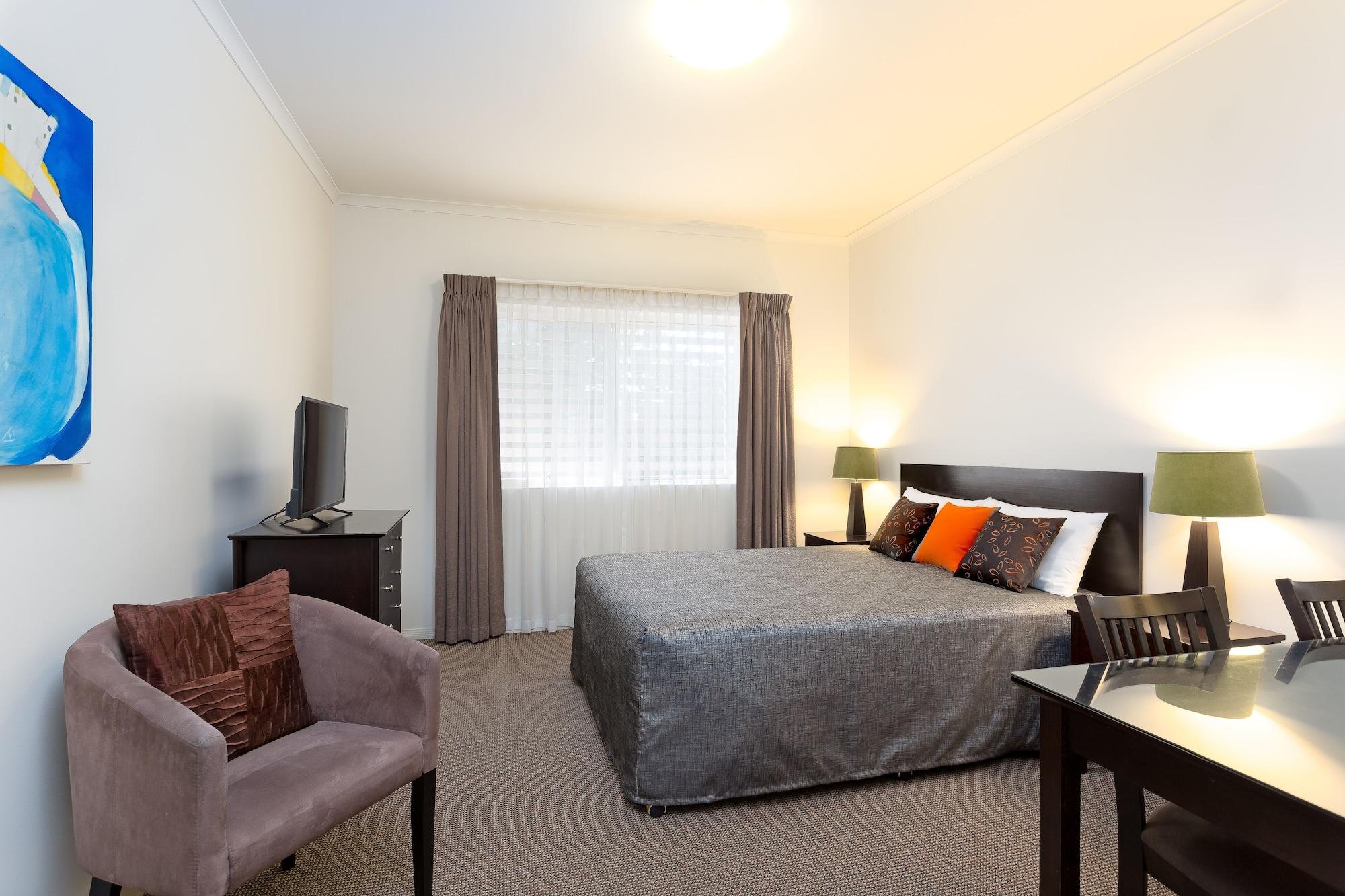 Redcliffe Motor Inn Buitenkant foto