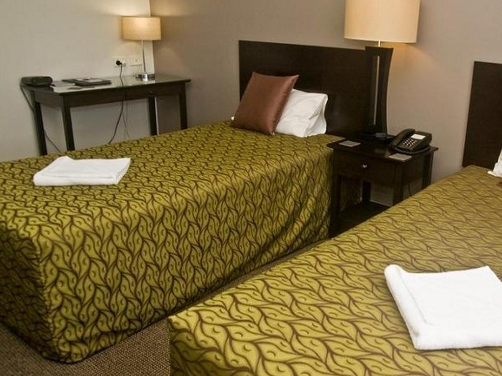 Redcliffe Motor Inn Buitenkant foto