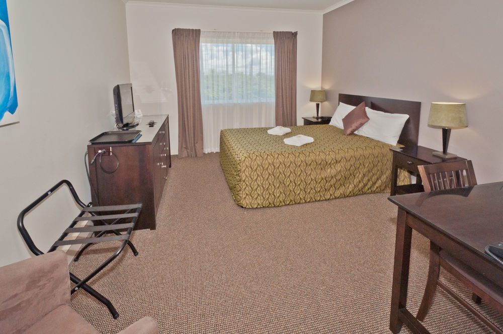 Redcliffe Motor Inn Buitenkant foto